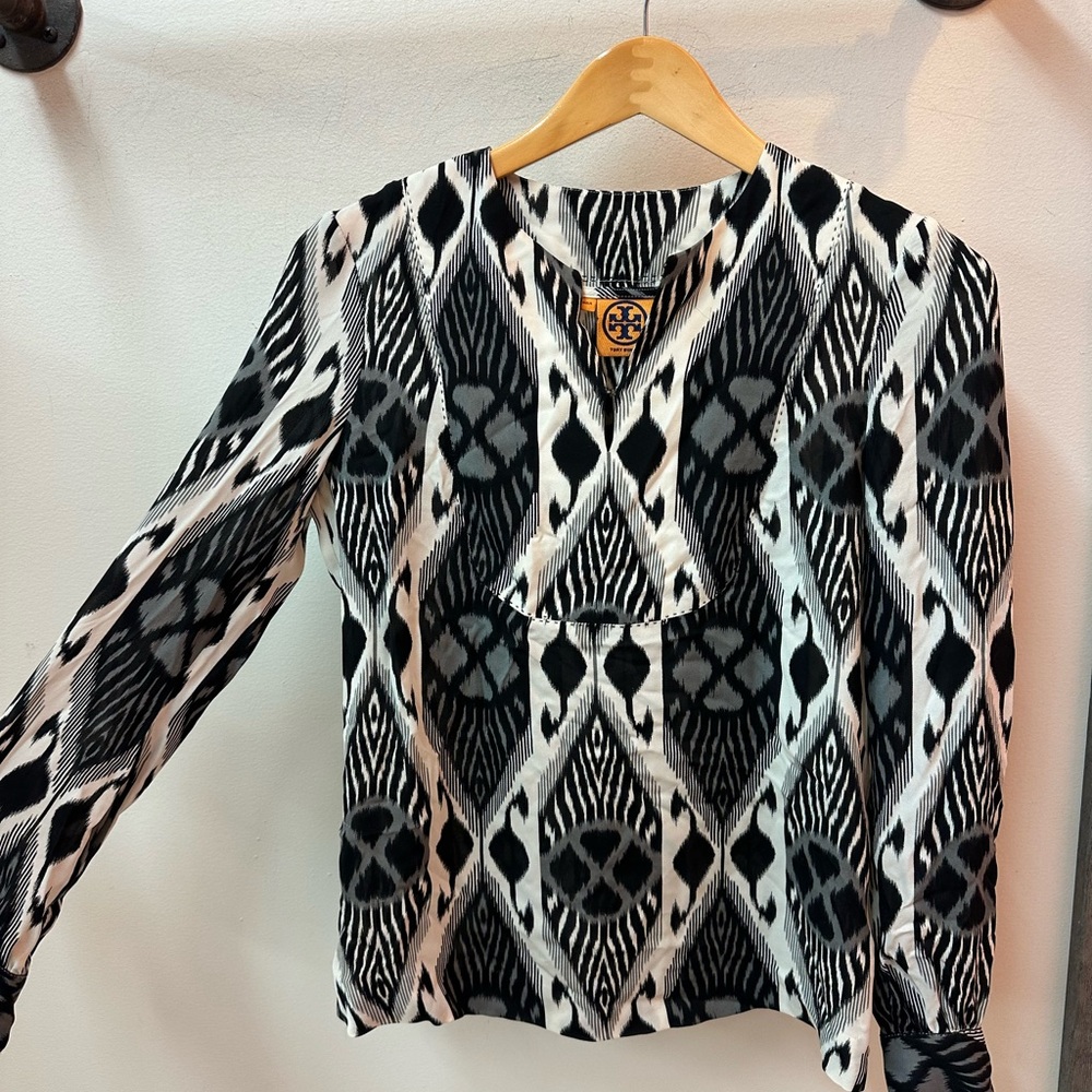 Tory Burch 100% Silk Blouse - Picture 2 of 6